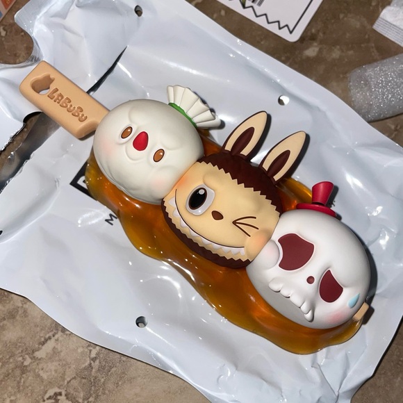 Pop Mart Labubu The Monsters Wacky
Mart Series Yakitori Figure - Picture 2 of 6